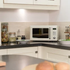 Retro 17 Litre Vintage Cream Digital Microwave -russell hobbs Sales lifestyle1 1579687233 1