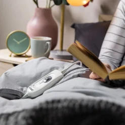 Russell Hobbs Single Electric Heated Underblanket -russell hobbs Sales lifestyle3 1570467927 1