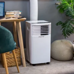 Russell Hobbs 3 IN 1 PORTABLE AIR CONDITIONER, DEHUMIDIFIER & AIR COOLER 7000 BTU -russell hobbs Sales rhpac3001 lifestyle 3